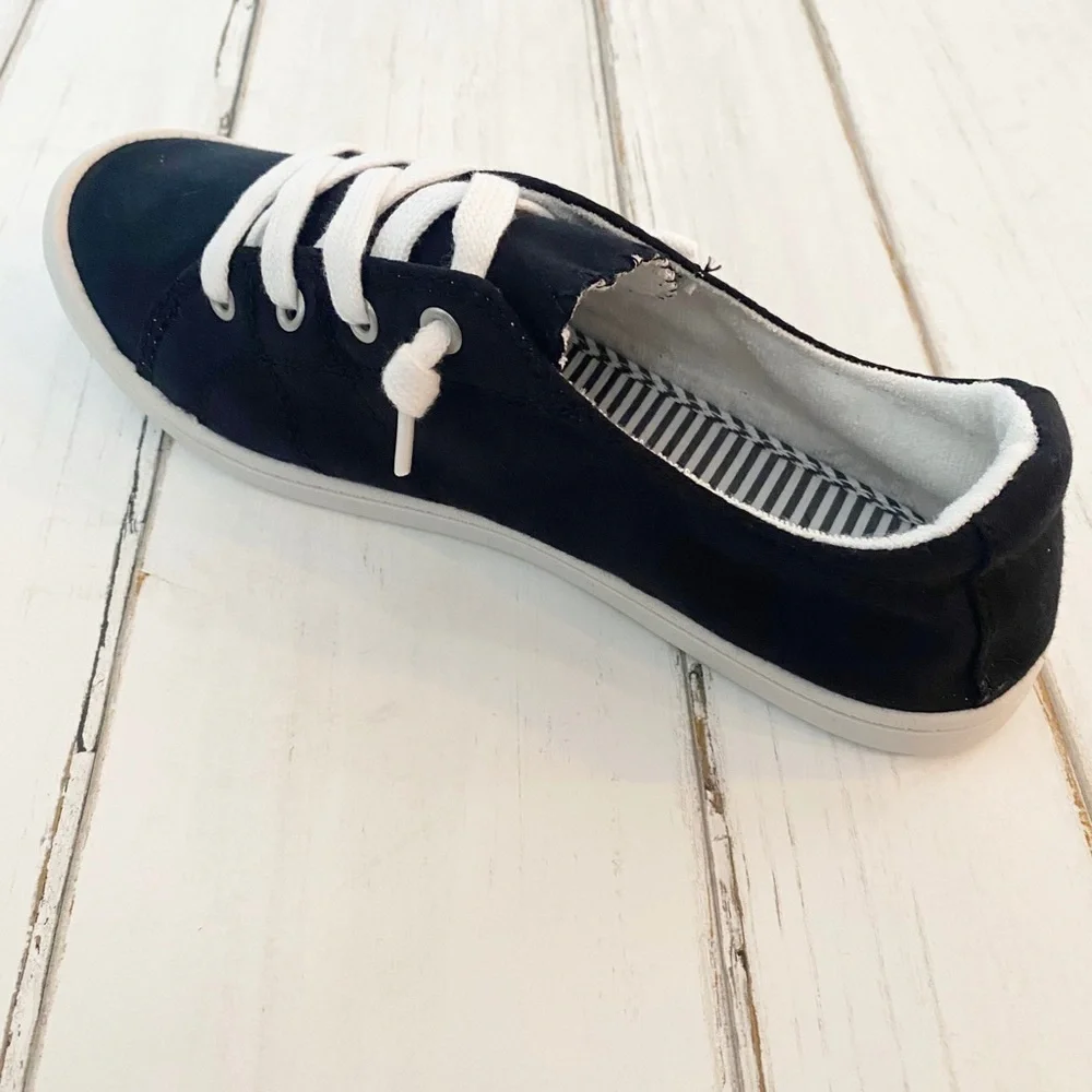 Women’s Canvas Slip on Sneakers New without box - Picture 4 of 5